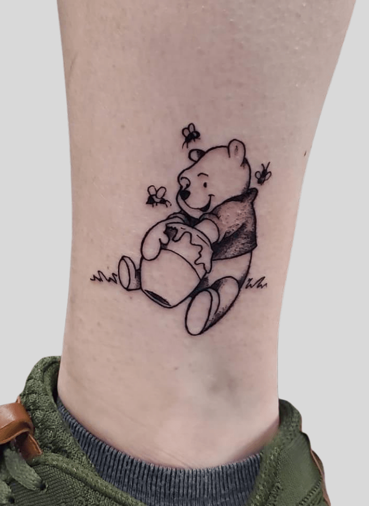 Pooh Tattoo Figure