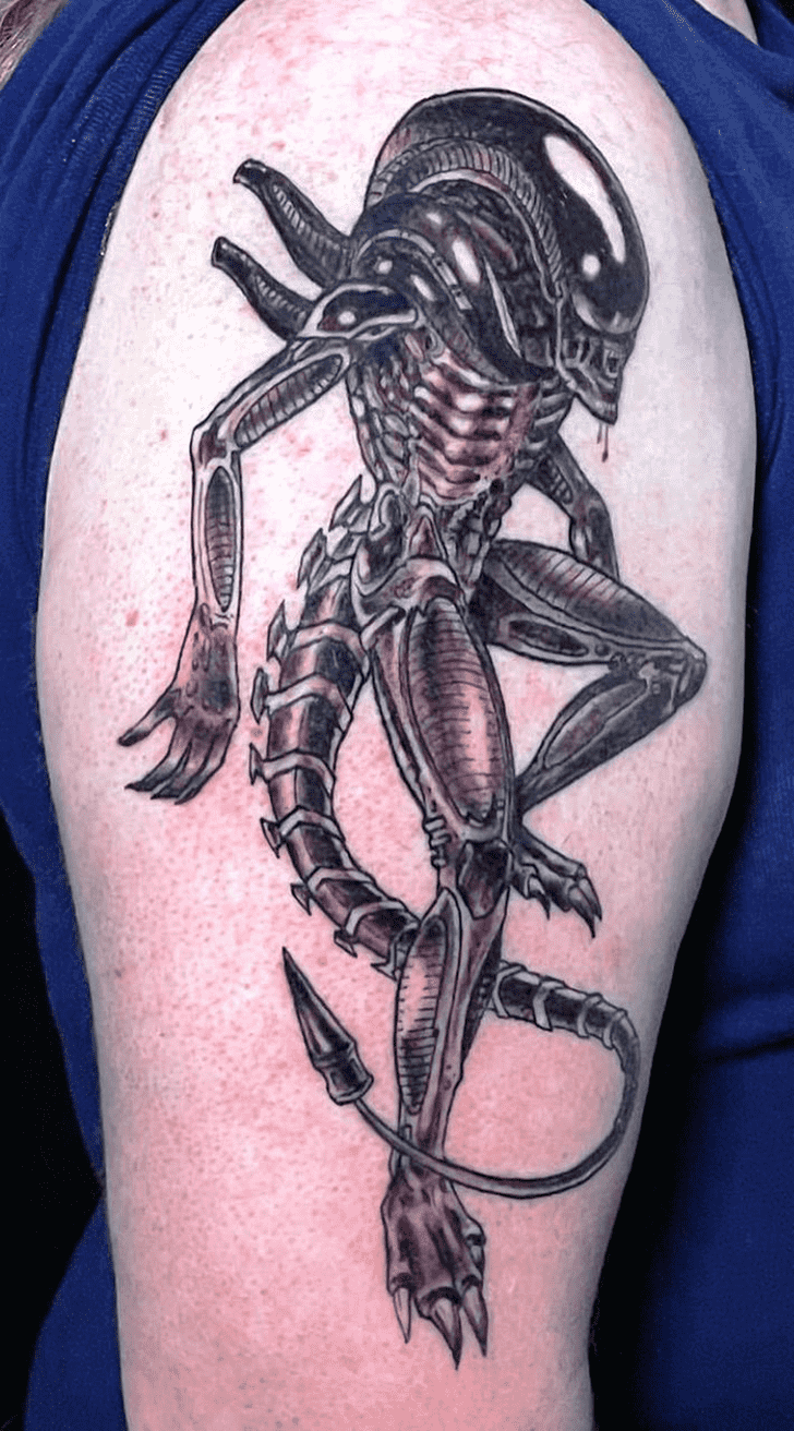 Alien Tattoo Snapshot