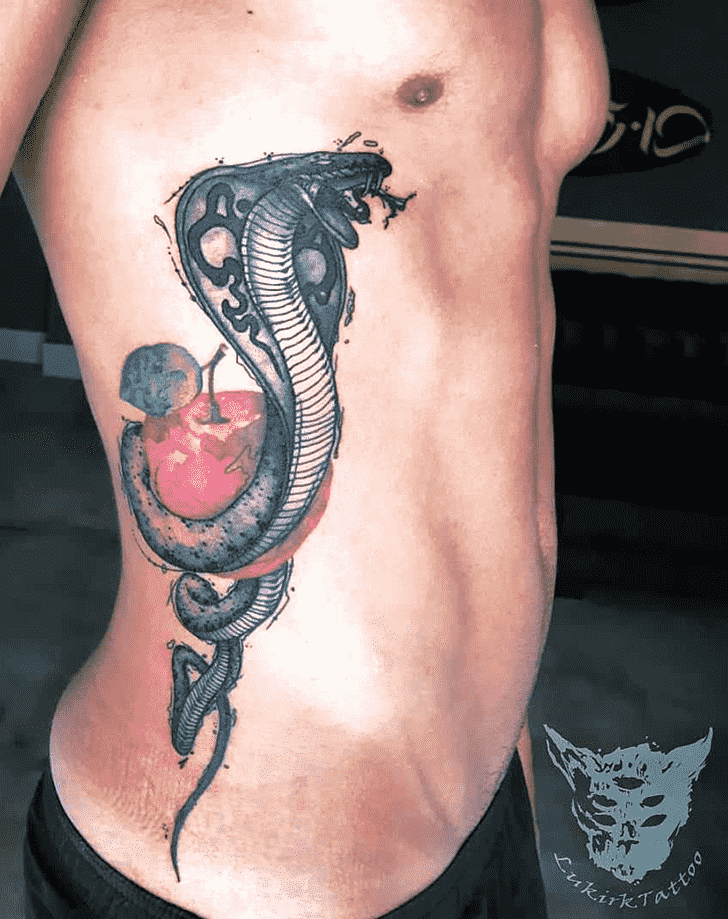 Apple Tattoo Figure