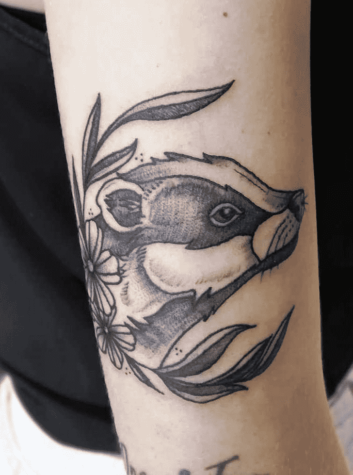 Badger Tattoo Figure
