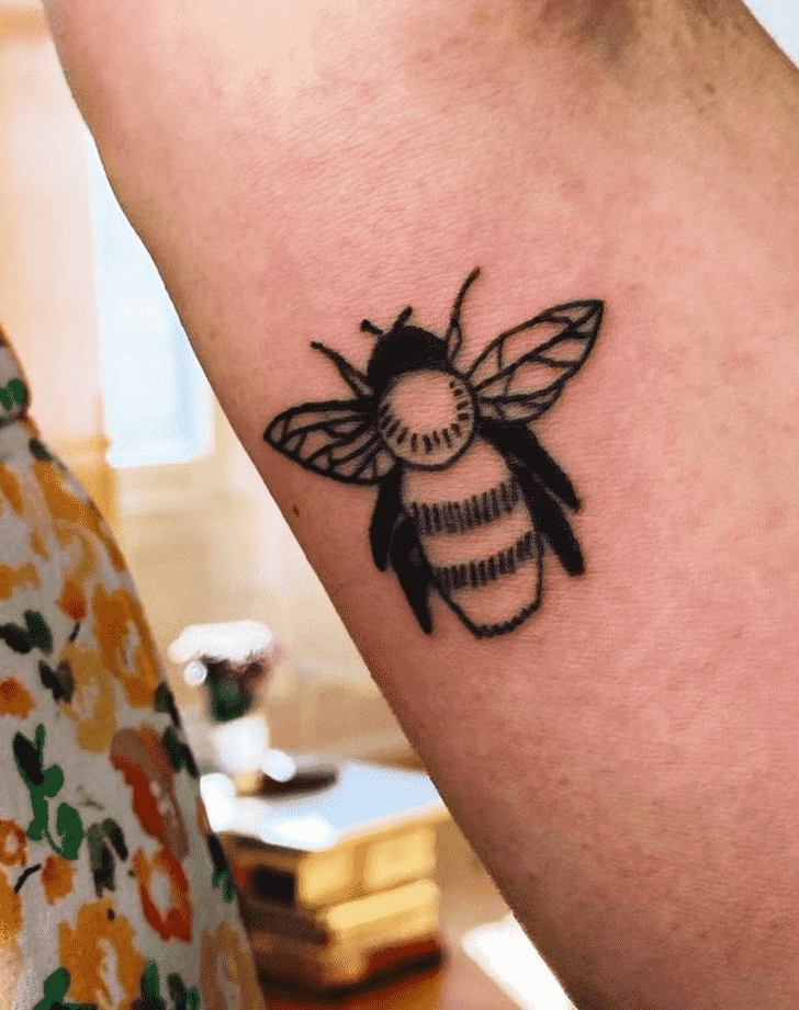 Bee Tattoo Shot