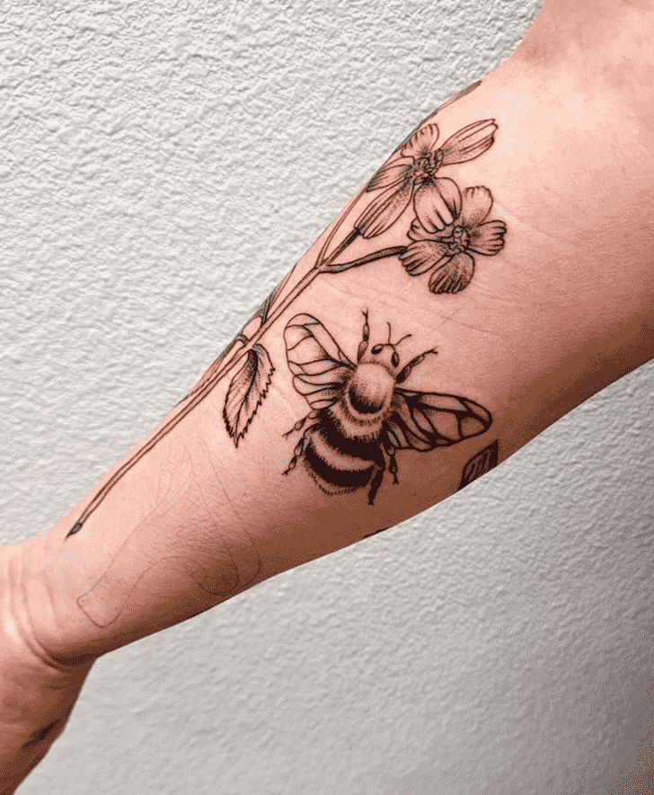 Bee Tattoo Photo