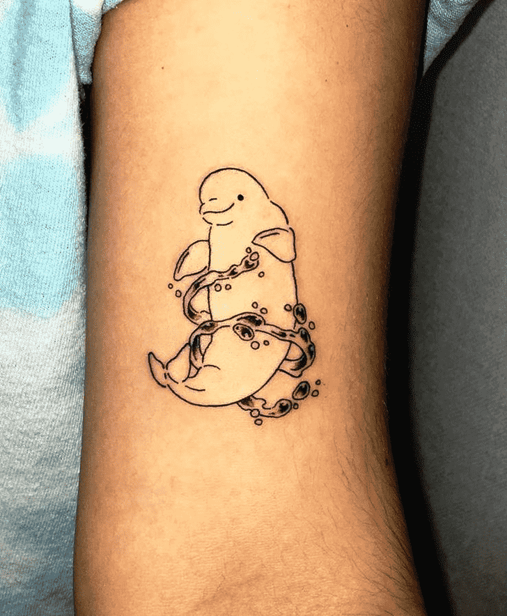 Beluga Tattoo Figure