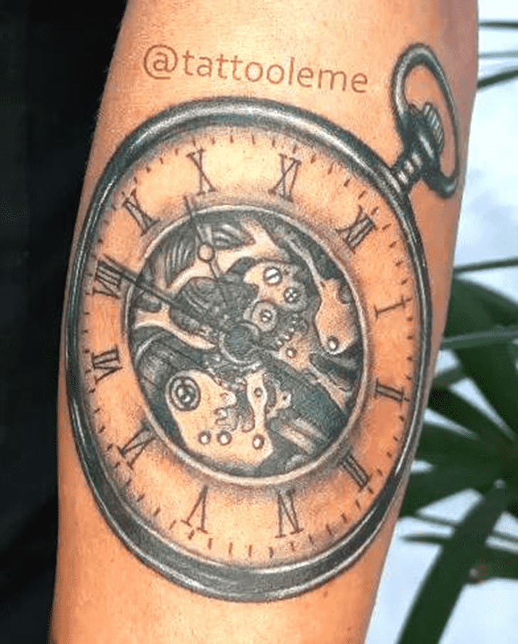 Clock Tattoo Photos