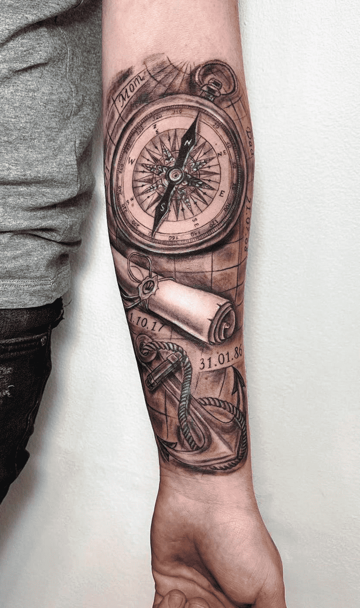 Compass Tattoo Photo