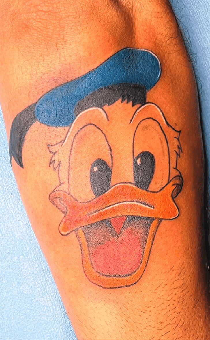 Donald Duck Tattoo Shot