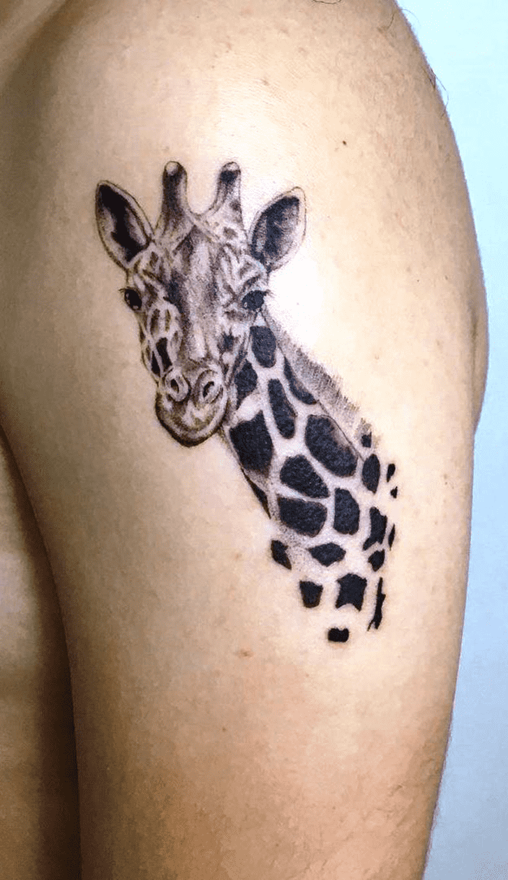 Giraffe Tattoo Shot