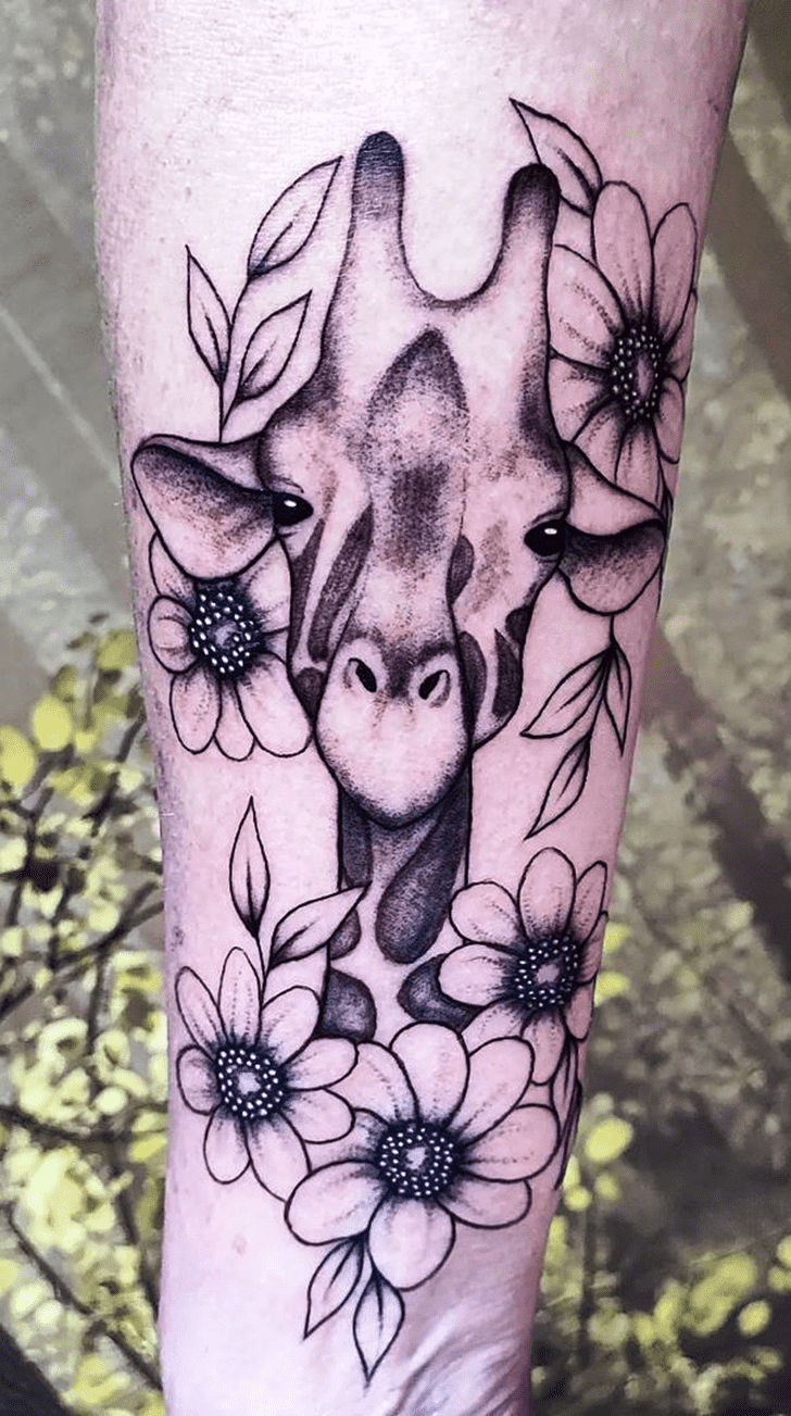 Giraffe Tattoo Snapshot