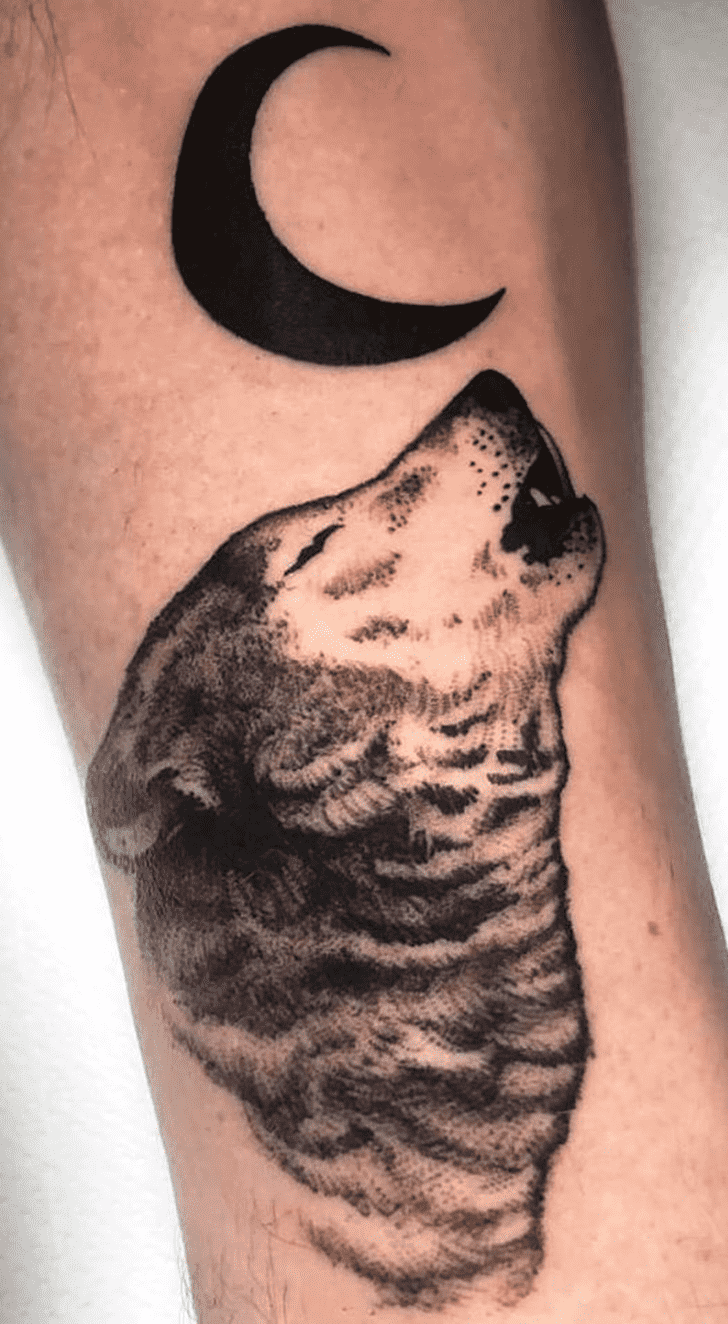 Howling Wolf Tattoo Photo