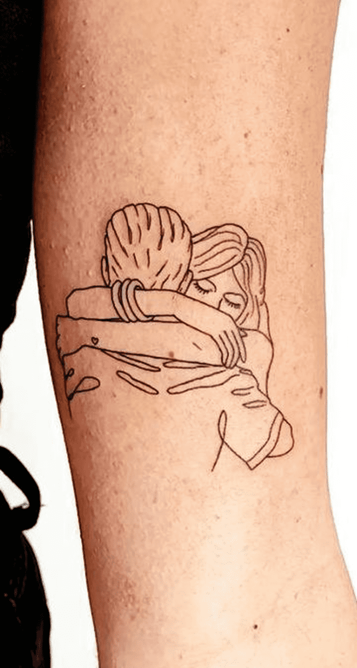 Hug Day Tattoo Snapshot