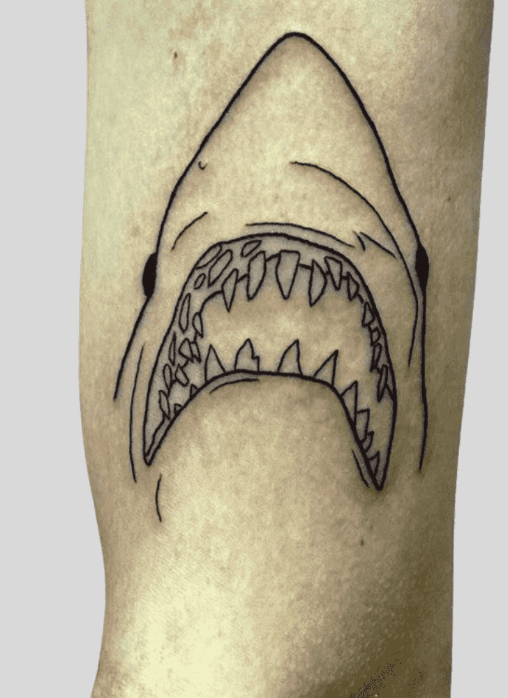 Jaws Tattoo Figure