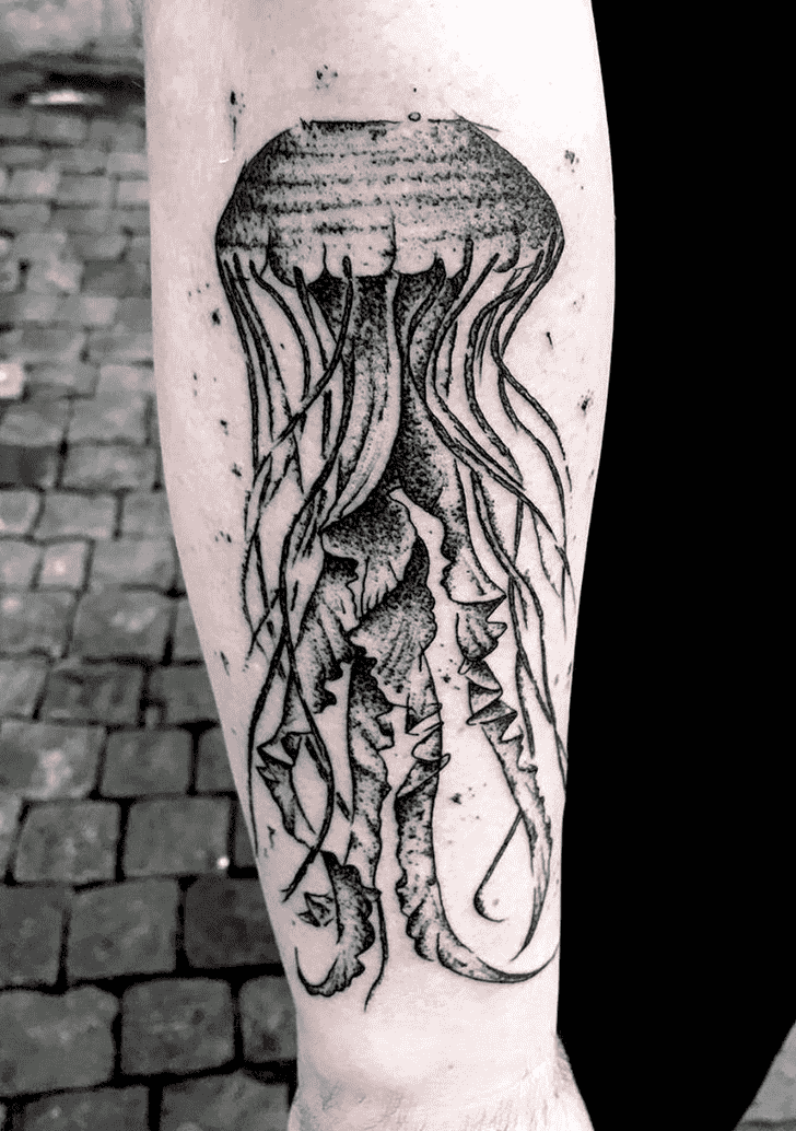 Jellyfish Tattoo Shot