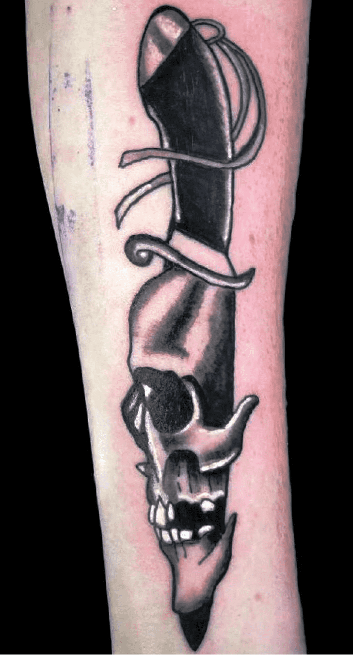 Knife Tattoo Figure