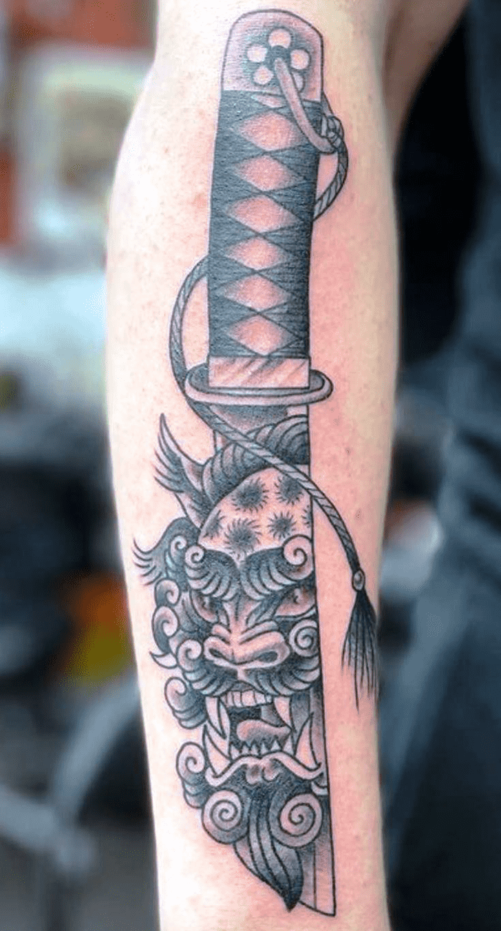 Knife Tattoo Design Image