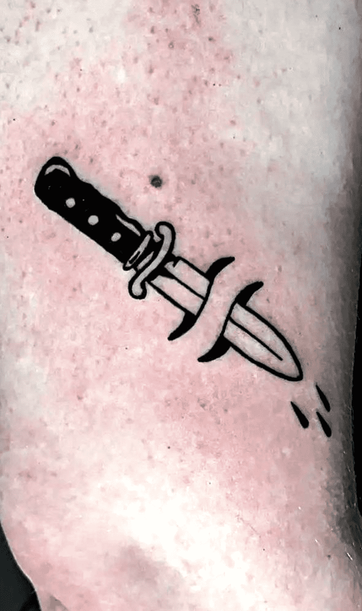 Knife Tattoo Figure