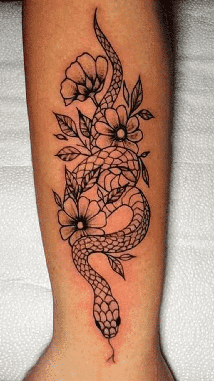 Serpiente Tattoo Figure