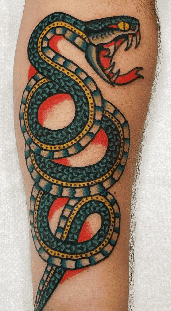 Serpiente Tattoo Figure