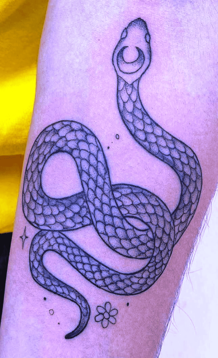 Serpiente Tattoo Figure