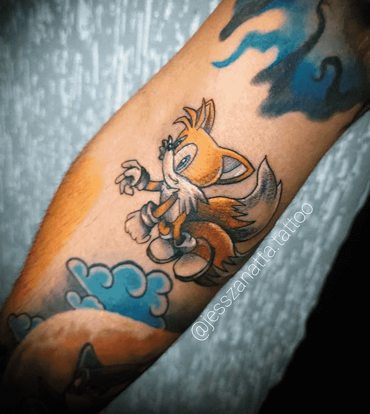 Sonic Tattoo Figure