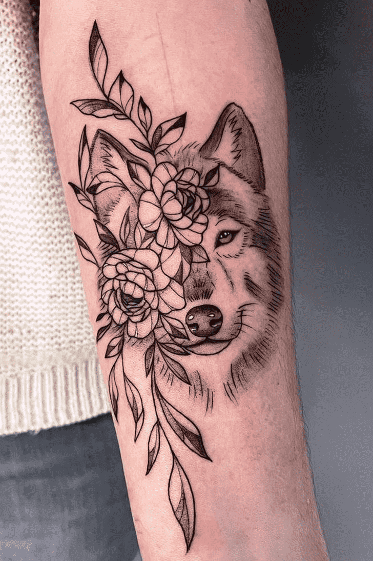 Wolf Tattoo Snapshot